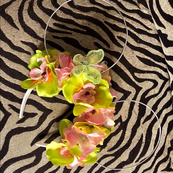 Wire Pink Flower Mickey Ears - Picture 3 of 4